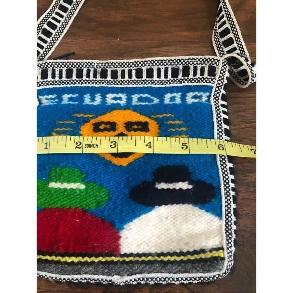 Artesanía 100% wool hand made from Ecuador shoulders bag